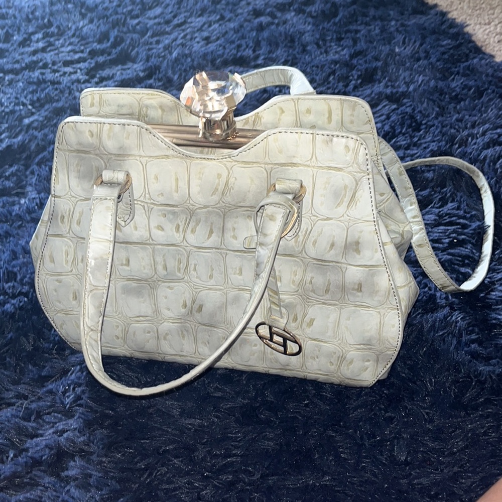 Diamond purse satchel